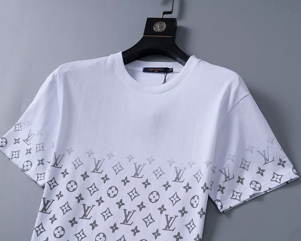 louis vuitton lv t-shirt manches courtes pour homme s_12776bb2